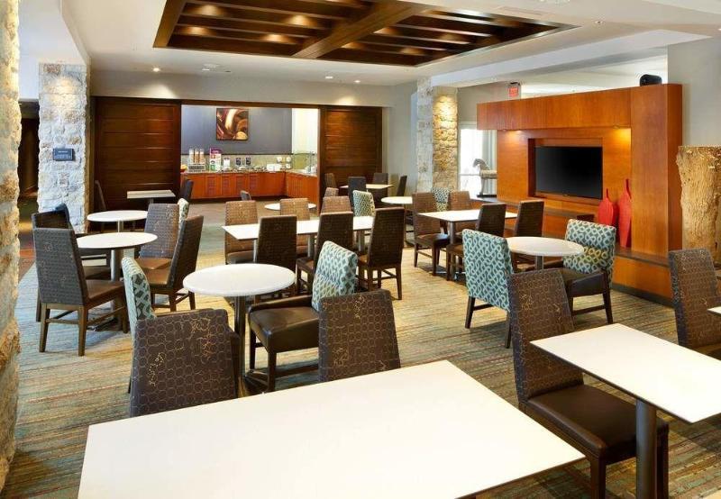 Residence Inn By Marriott San Antonio Six Flags At The Rim Bagian luar foto