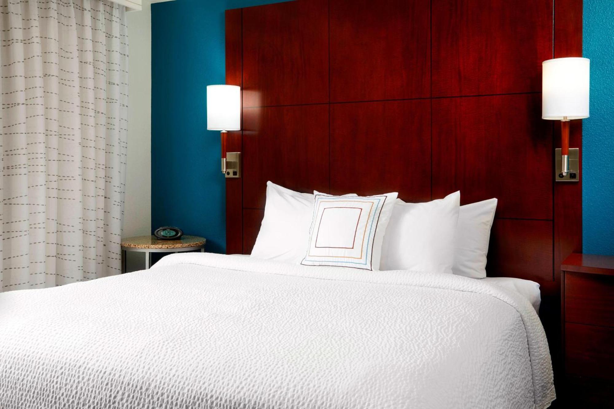 Residence Inn By Marriott San Antonio Six Flags At The Rim Bagian luar foto