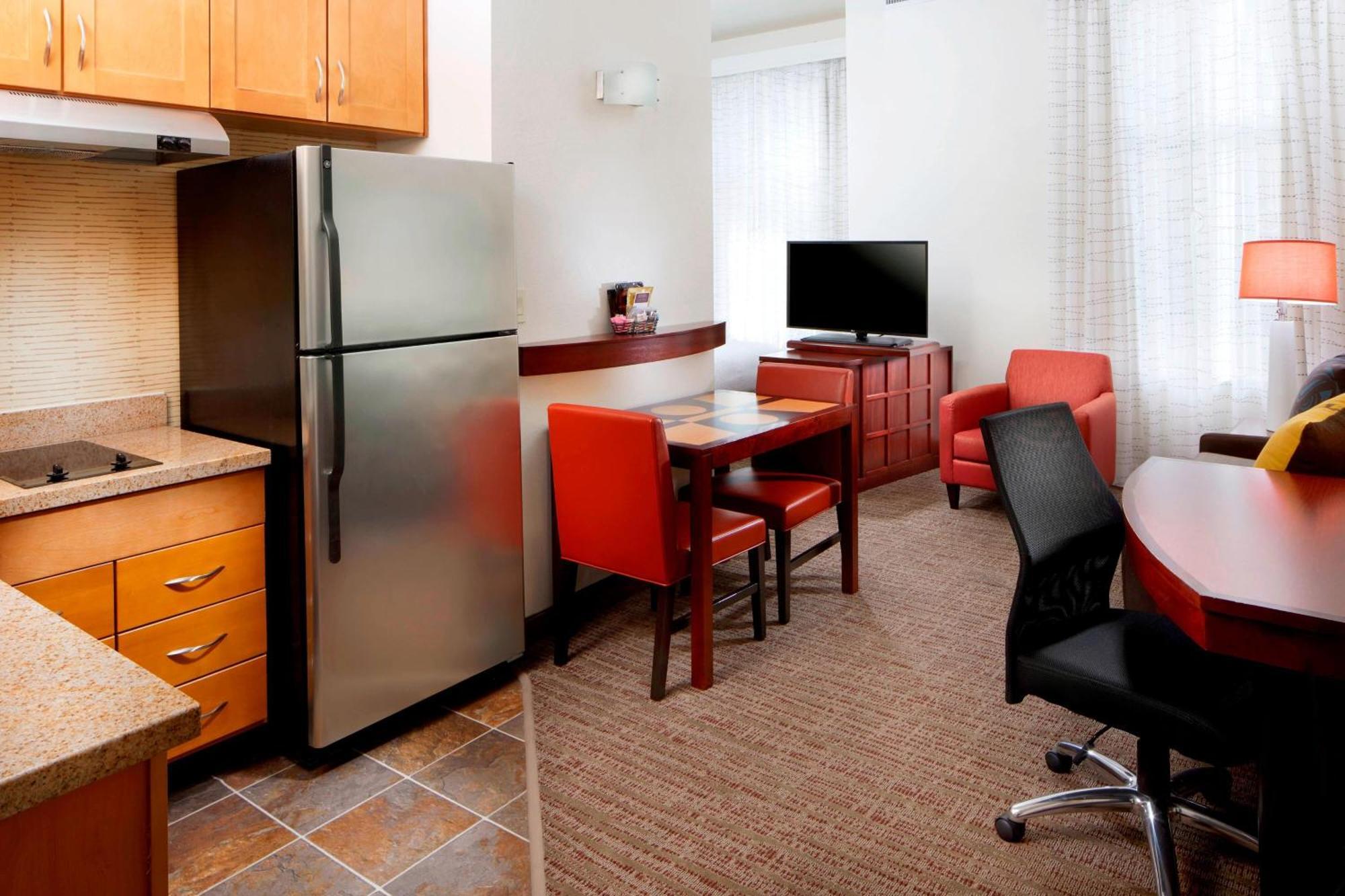 Residence Inn By Marriott San Antonio Six Flags At The Rim Bagian luar foto