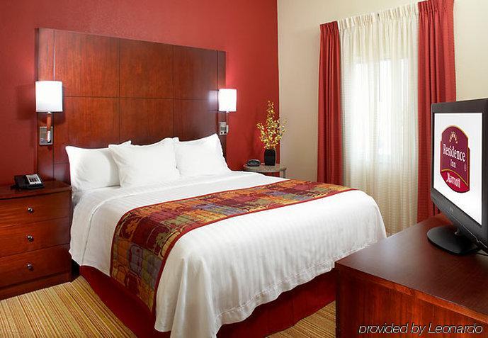 Residence Inn By Marriott San Antonio Six Flags At The Rim Ruang foto