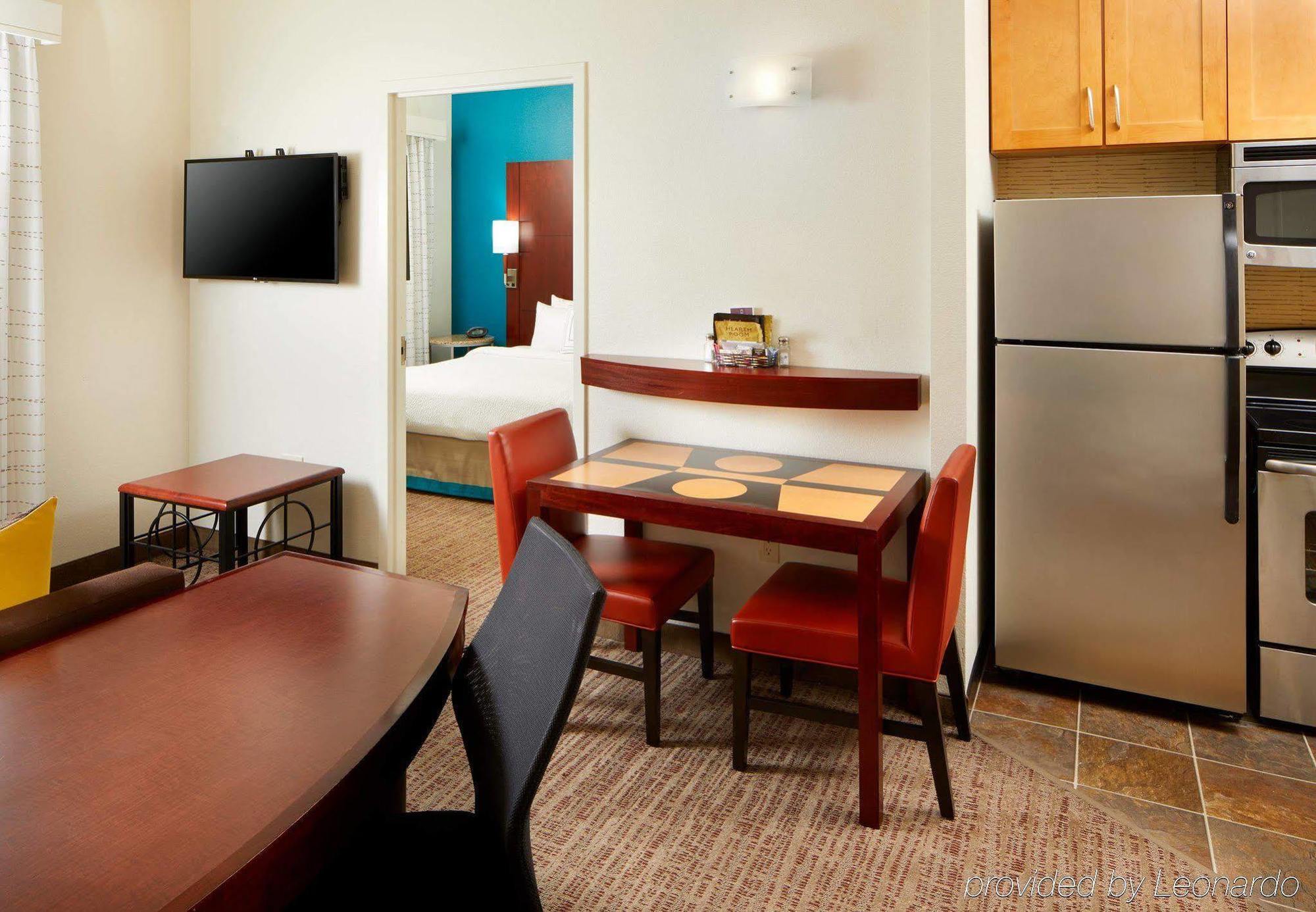 Residence Inn By Marriott San Antonio Six Flags At The Rim Bagian luar foto